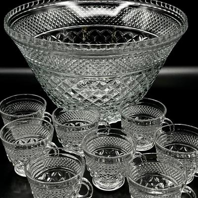 ANCHOR HOCKING ~ Wexford ~ Punch Bowl & Eight (8) Cups