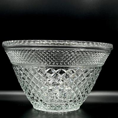 ANCHOR HOCKING ~ Wexford ~ Punch Bowl & Eight (8) Cups