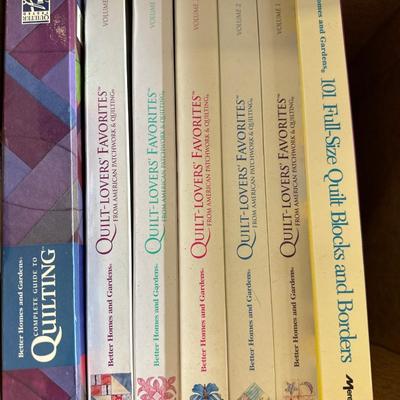 Quilt book lot