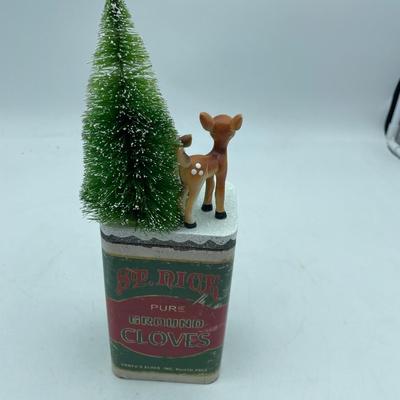 St Nick tin