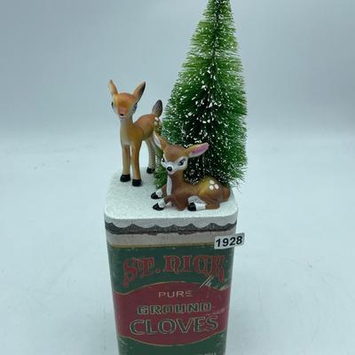 St Nick tin