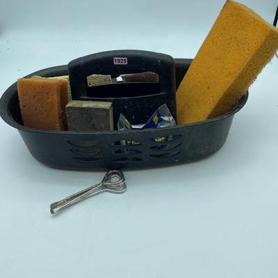Handy tote with sponges etc