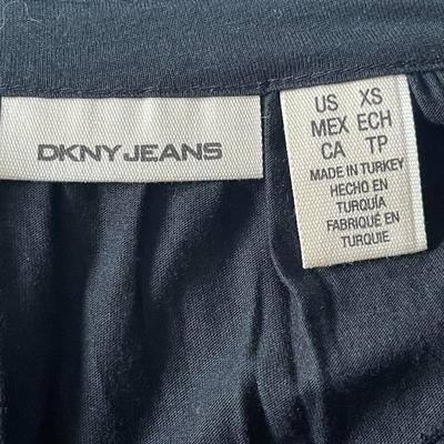 Brand New with Tags - DKNY JEANS Women's XS Black Sleeveless Top