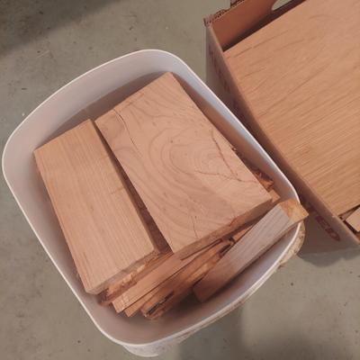 Mixed Wood Pieces: Oak (G-BBL)