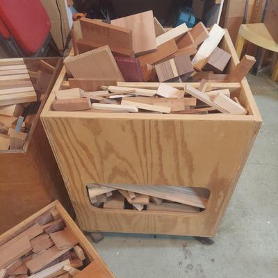 Mixed Wood Scraps in Wooden Crates (G-BBL)