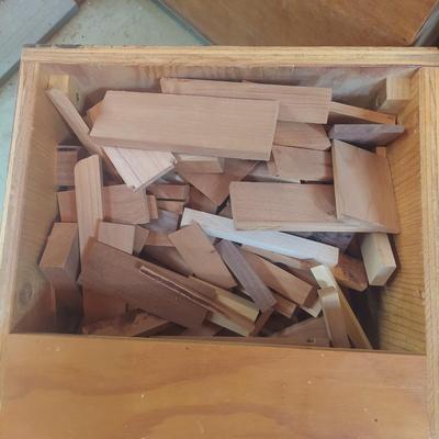 Mixed Wood Scraps in Wooden Crates (G-BBL)