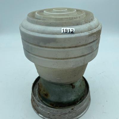 Exterior garage light