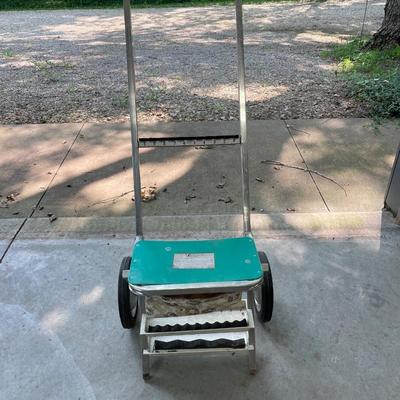 Golf cart