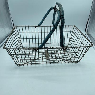 Wire basket