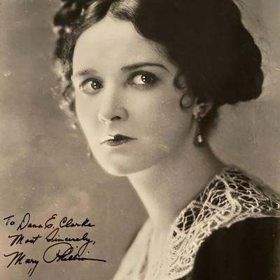 Phantom of the Opera Mary Philbin signed photo