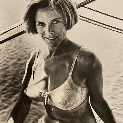 James Bond Honor Blackman signed photo