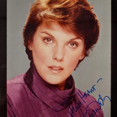 Tyne Daly signed photo