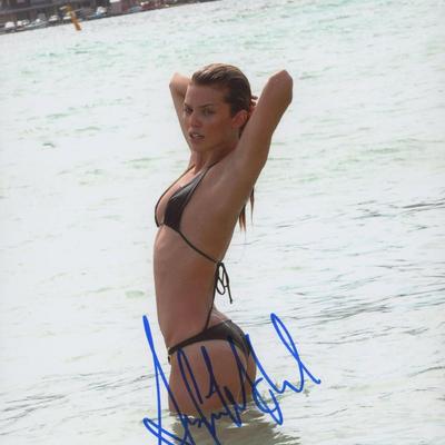 AnnaLynne McCord signed photo