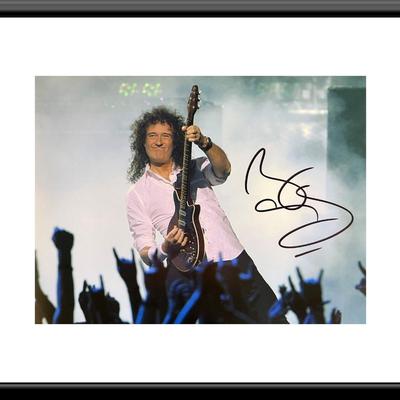 Queen Brian May signed photo. GFA Authenticated