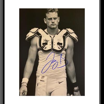 Cincinnati Bengals Joe Burrow signed photo