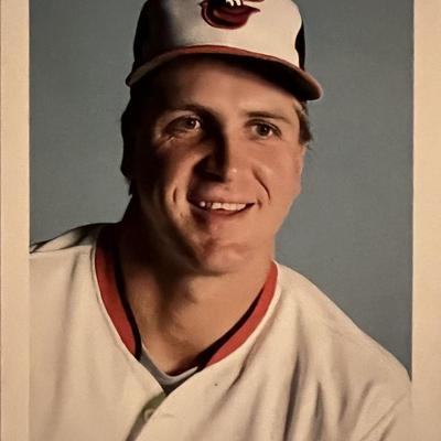 Baltimore Orioles Joesph Orsulak baseball trading card