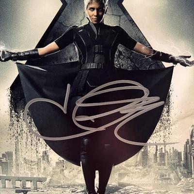 X-Men Halle Berry signed photo