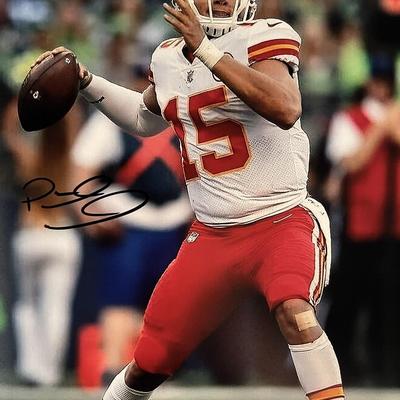 Kansas City Chiefs Patrick Mahomes signed photo
