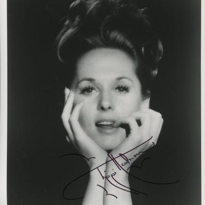 Tippi Hedren The Birds signed photo