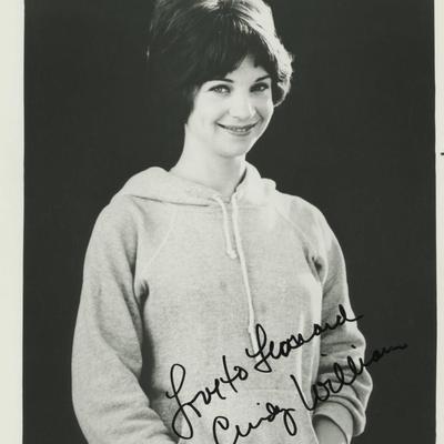 Cindy Williams signed photo