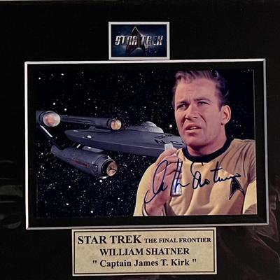 Star Trek William Shatner signed photo