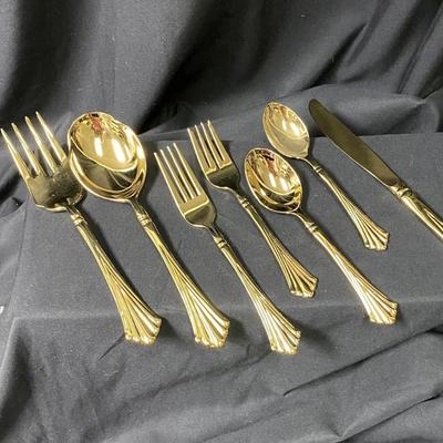 Wm Rodgers Goldtone Royal Plume Flatware