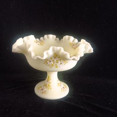 FENTON HAND PAINTED DAISY RUFFLED COMPOTE