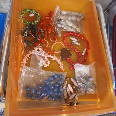 JEWELRY MAKERS BEADS (2)