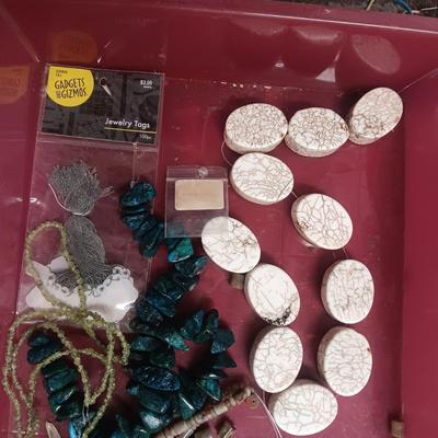 JEWELRY MAKERS BEADS (3)