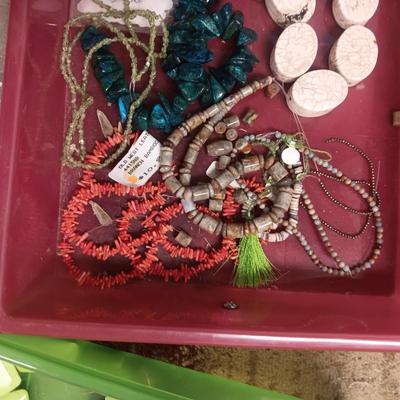 JEWELRY MAKERS BEADS (3)