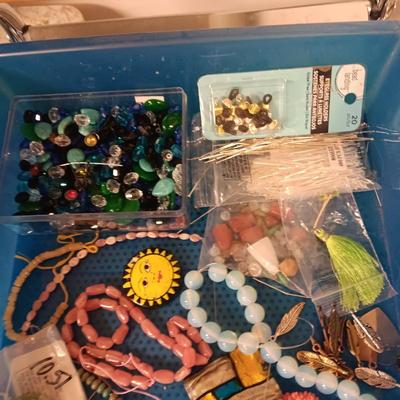 JEWELRY MAKERS BEADS (16)