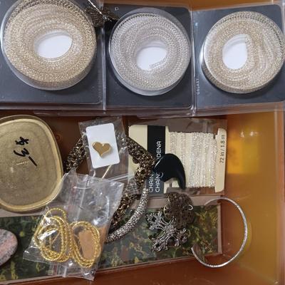 JEWELRY MAKERS SUPPLIES (2)