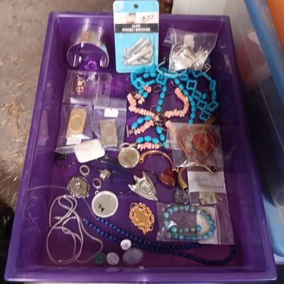 JEWELRY MAKERS BEADS AND OTHER SUPPLIES (5)