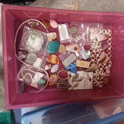 JEWELRY MAKERS SUPPLIES (3)