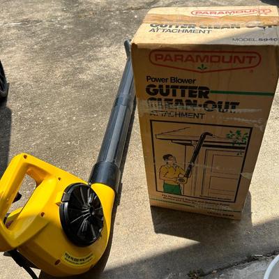 Paramount electric blower with gutter, clean out attachment