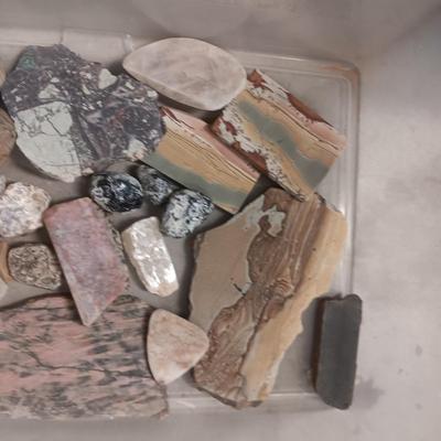 4 - 5 LAYERS OF MIXED SLABS