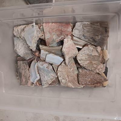 4 - 5 LAYERS OF MIXED SLABS