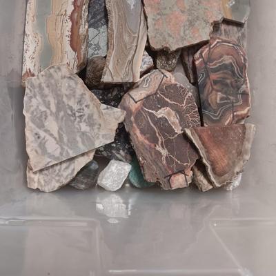 4 - 5 LAYERS OF MIXED SLABS