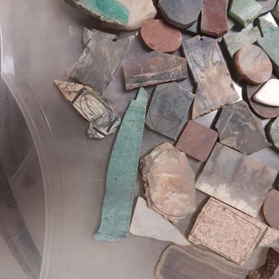 MAINLY 1" - 3" CUT STONES