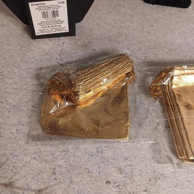 FREE STANDING JEWELRY DISPLAYS AND GOLD DRAWSTRING BAGS