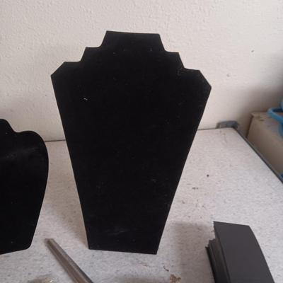 JEWELRY DISPLAYS, RING SIZER, DRAWSTRING BAGS AND EARRING CARDS