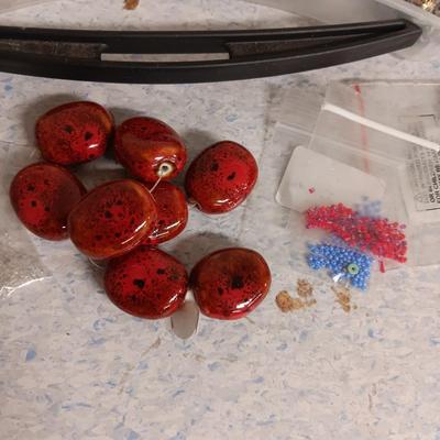 JEWELRY MAKERS BEADS AND OTHER SUPPLIES (7)