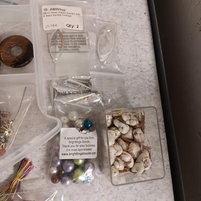 JEWELRY MAKERS BEADS AND OTHER SUPPLIES (7)