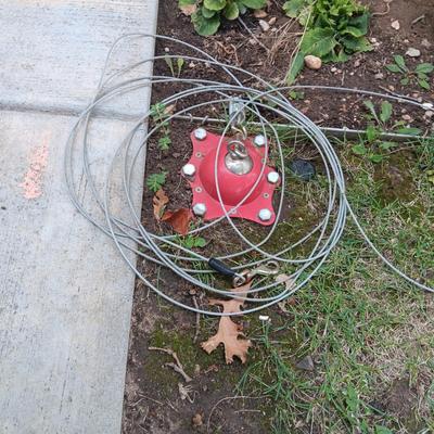 2 DOG TETHERS