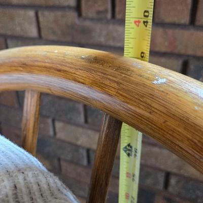 Swivel Rattan Chair with Cushion