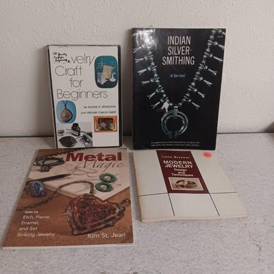 BOOKS ON JEWELRY MAKING