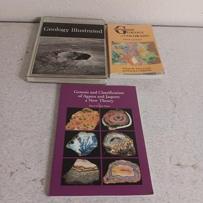BOOKS ON GEOLOGY AND CLASSIFICATION OF AGATES AND JASPERS