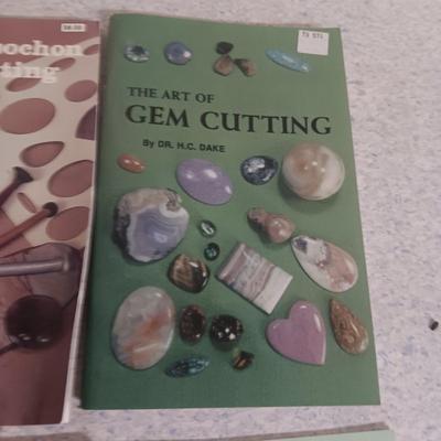 BOOKS ON CUTTING GEMS & CABOCHONS PLUS OPALS AND SOAPSTONE CARVING