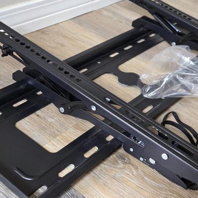 Flat-screen TV Wall Mount