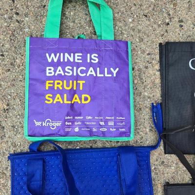 Insulated Grocery Bag and (3) Sectioned Wine Bags